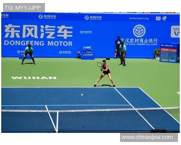 赛后分析：西安网球队与武汉网球队在速度对抗中的精彩表现与战术探讨